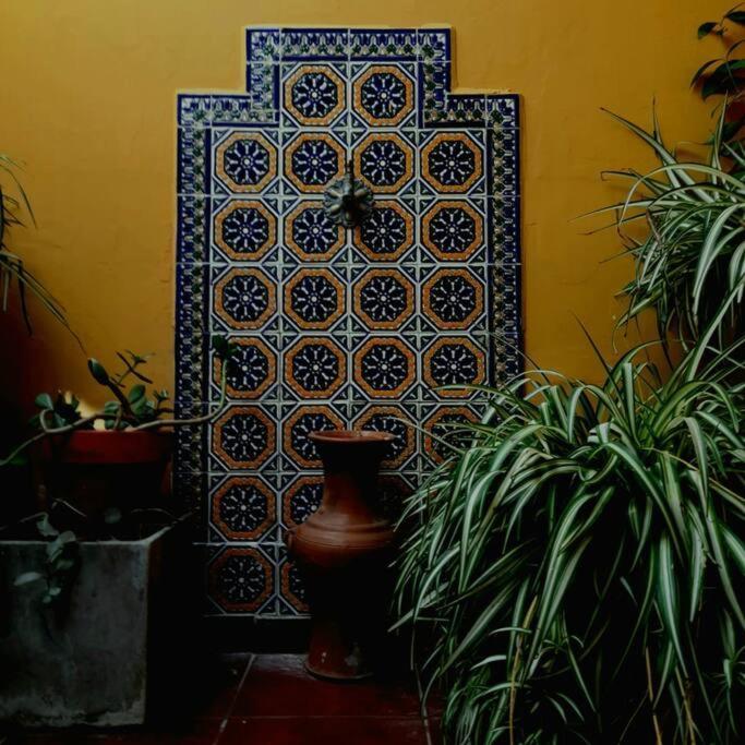 ¨Las Mayólicas¨ Hermoso Depto con patio español Mendoza Exterior foto